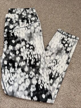 aerie Offline Cross Waist 7/8 High-Rise Leggings